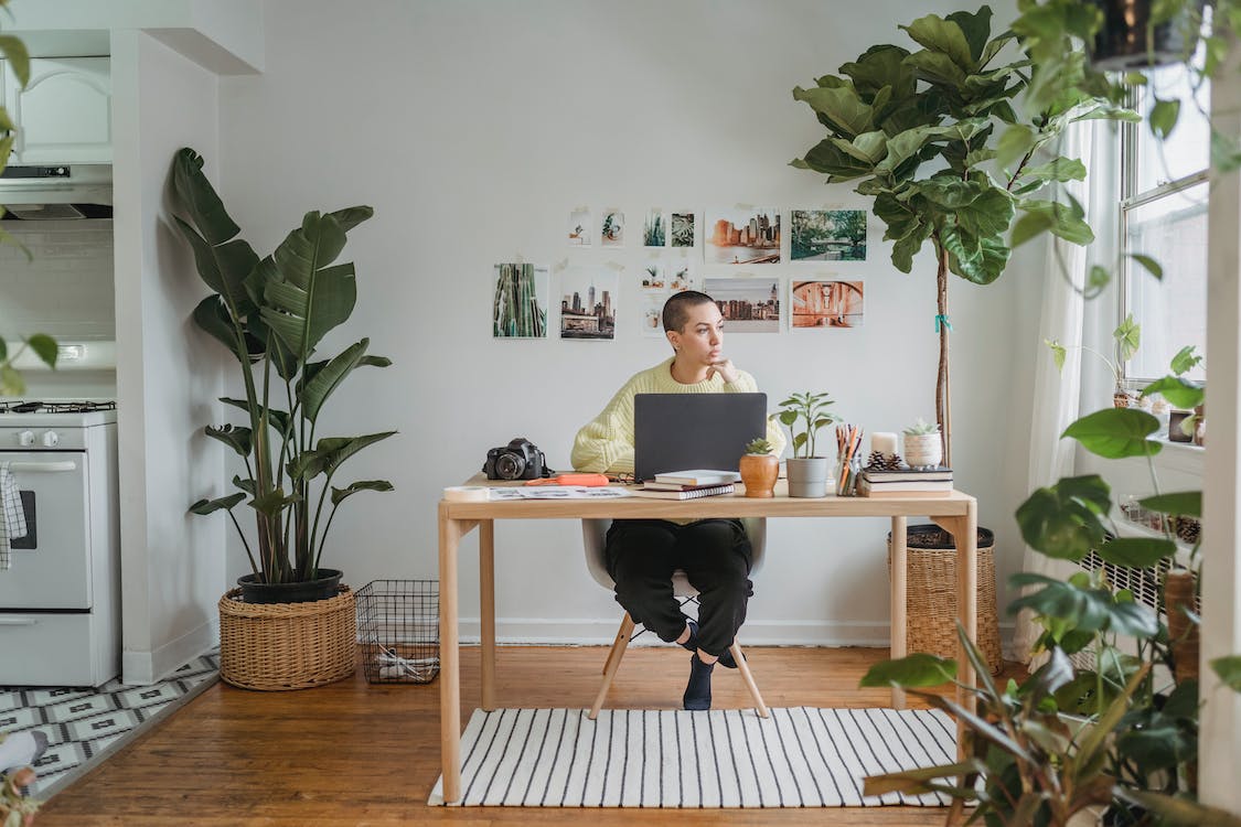 9 strategies to combat workplace loneliness for remote workers