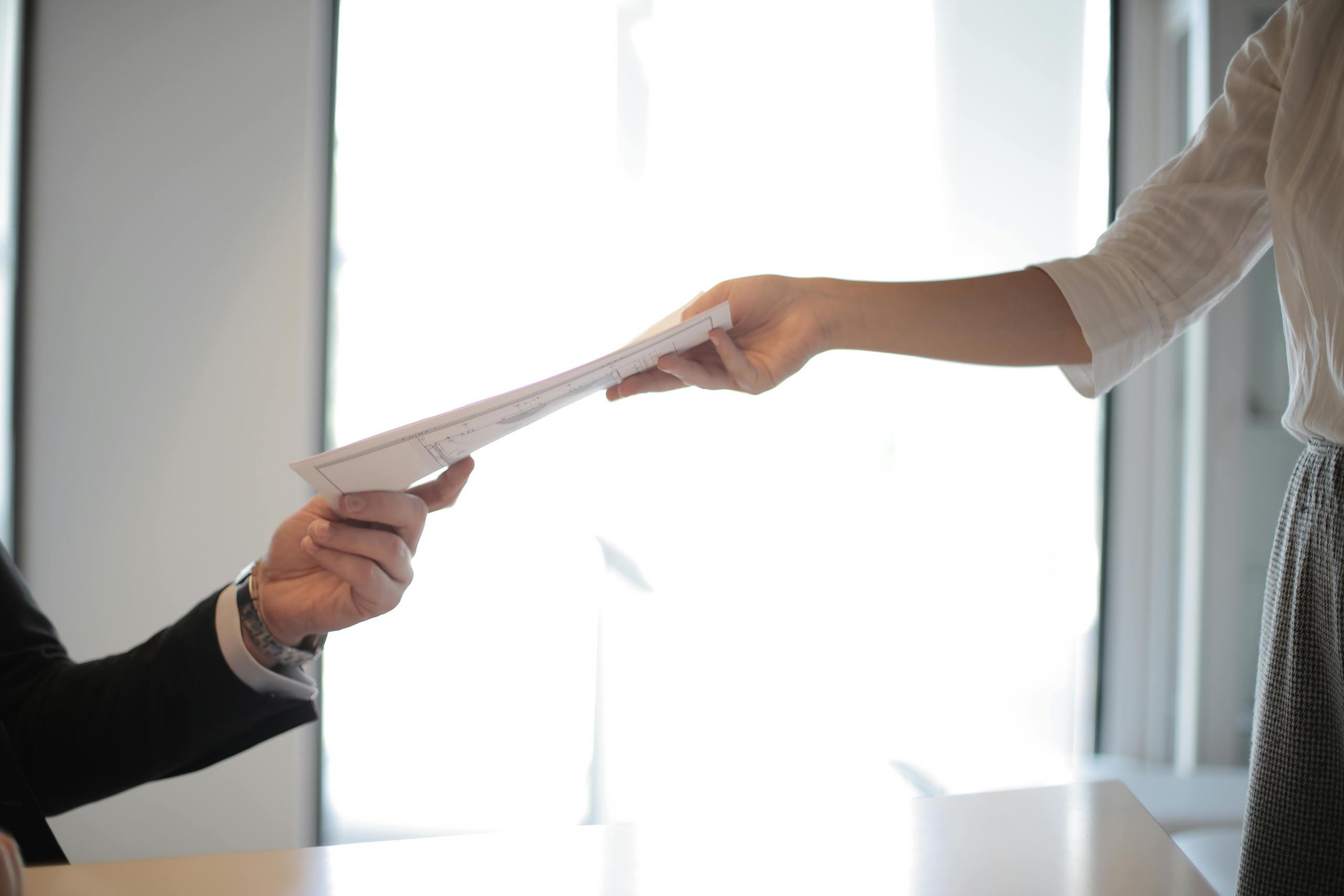 How a knowledge transfer plan boosts your employee experience