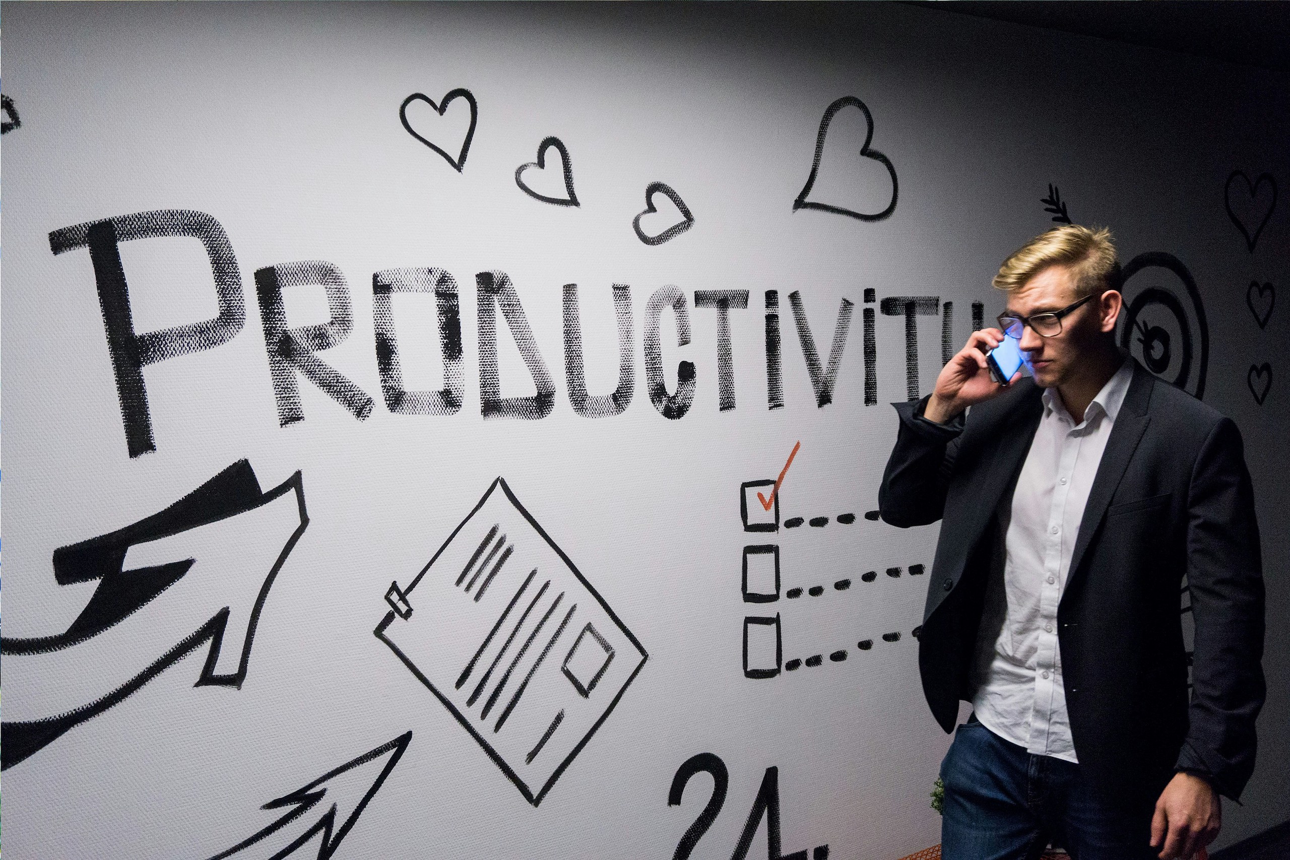 7 ways to increase employee productivity that aren’t just AI